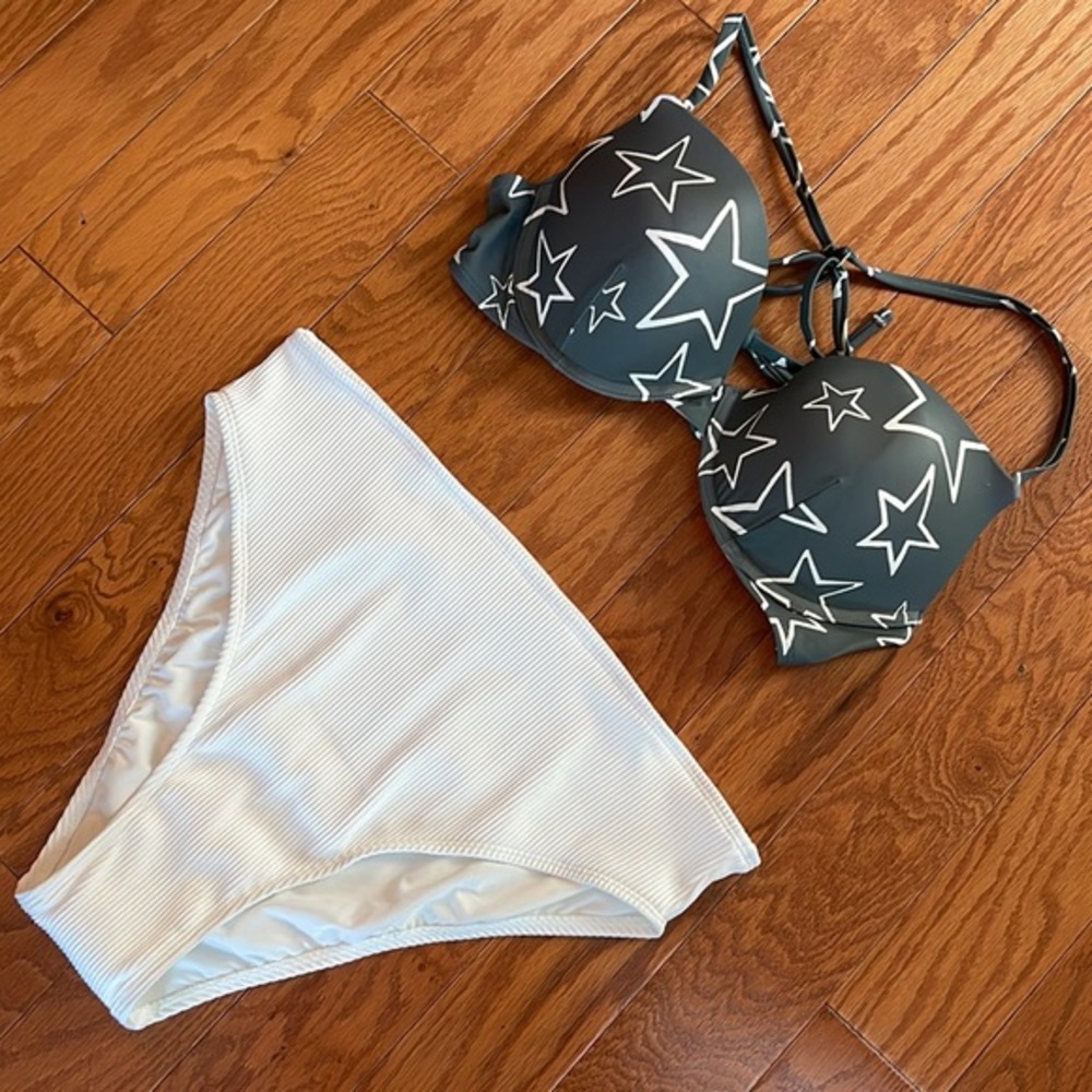 Mae Bikini Large‎